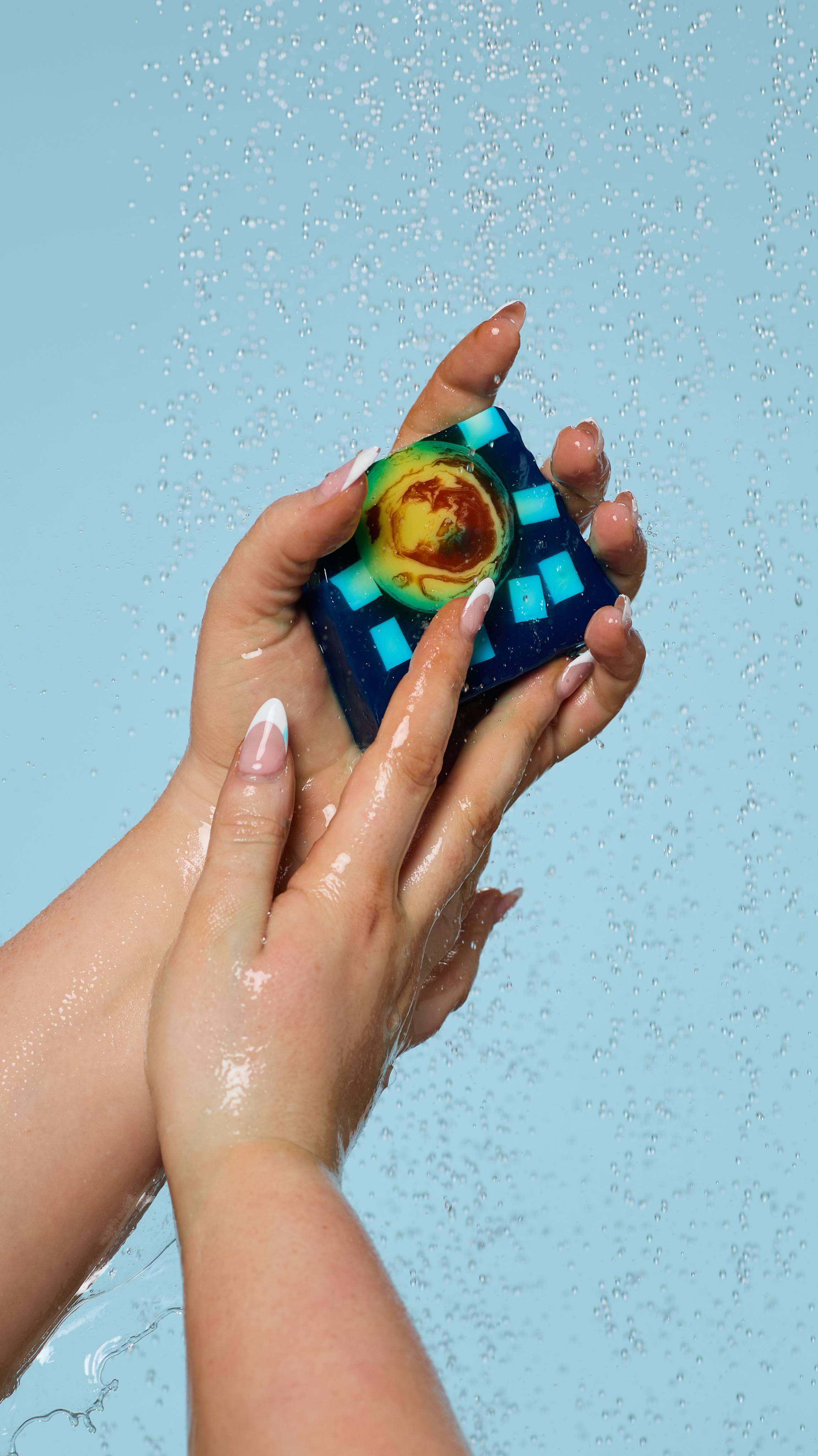 Lush Alban Arthan — Soap - Image 5