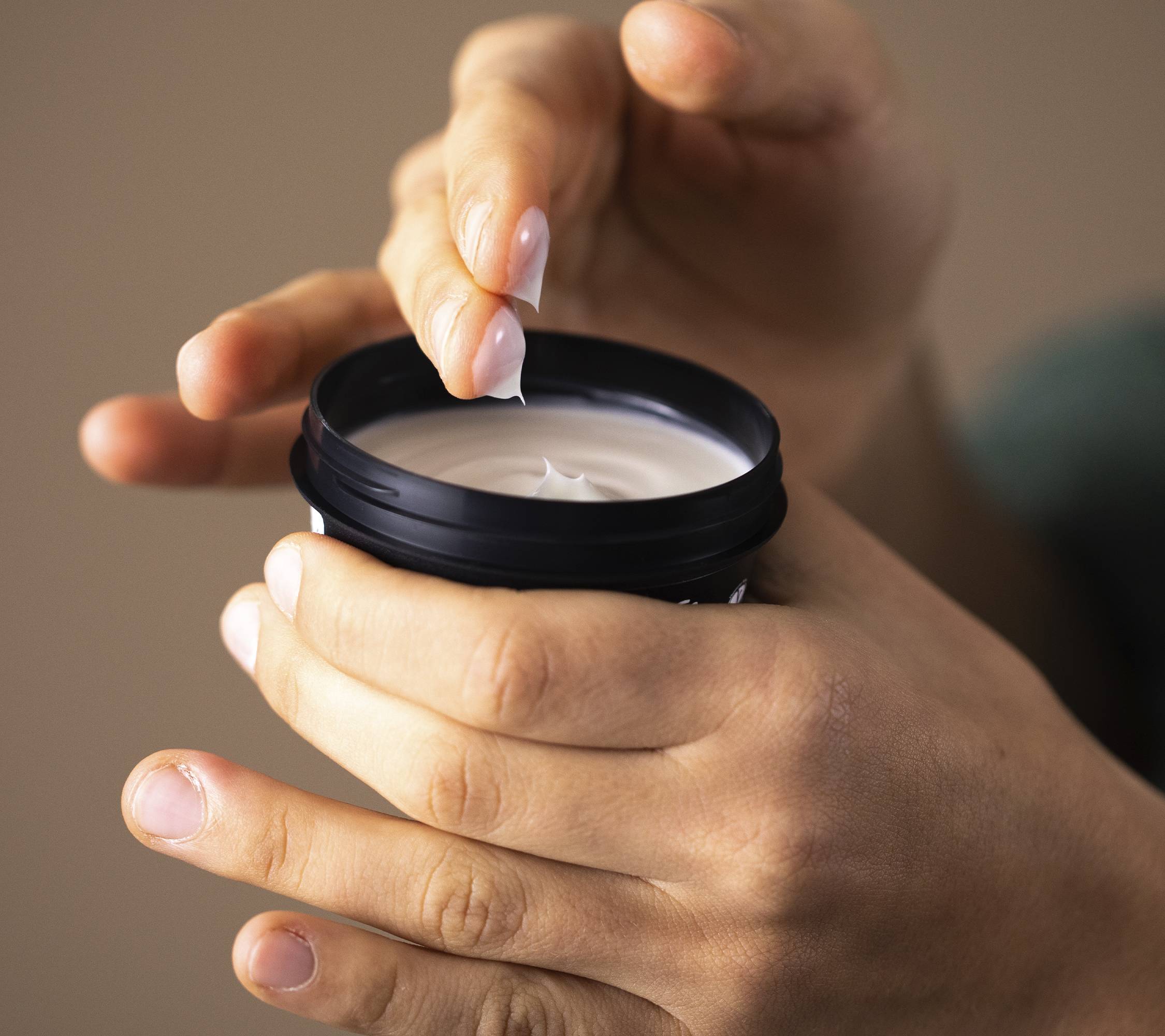 Lush Cosmetic Lad (Preserved) — Moisturiser - Image 2
