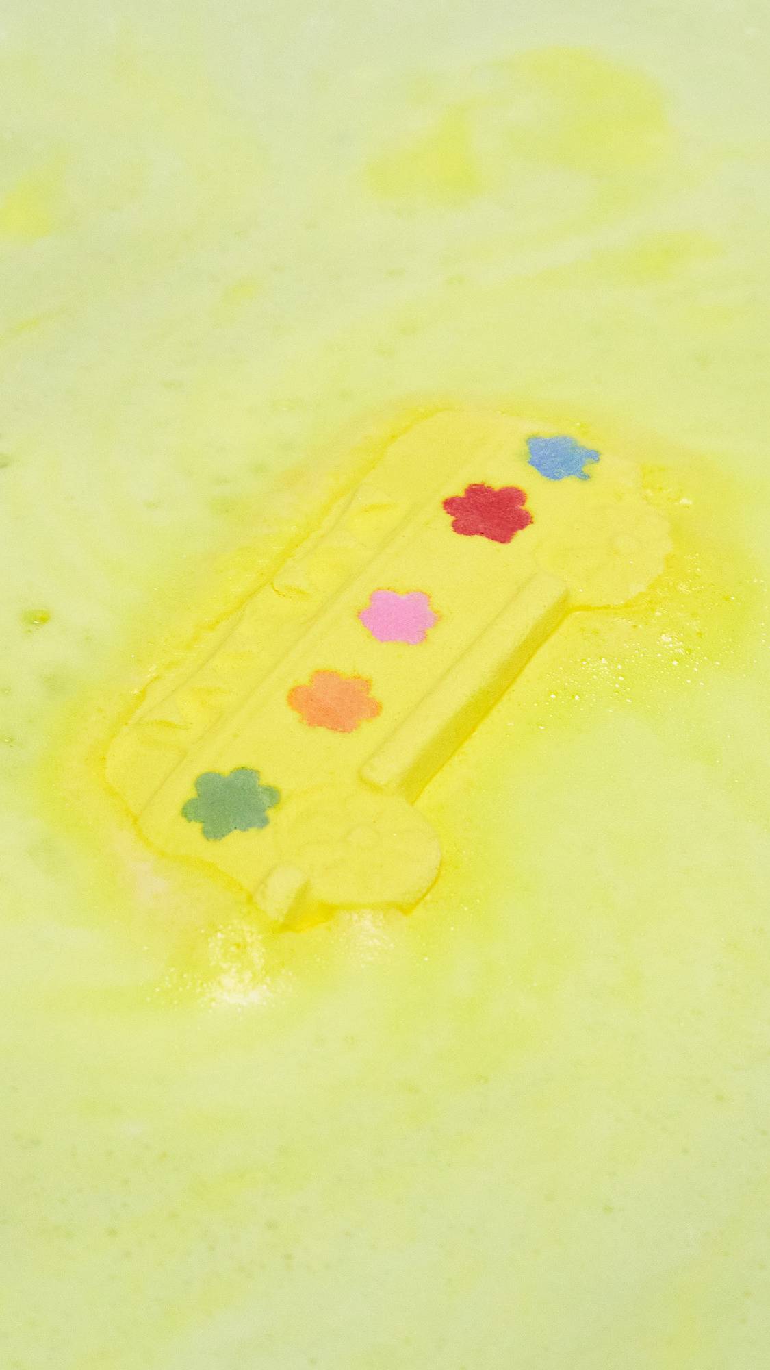 Lush Happy Daze — Gift - Image 4