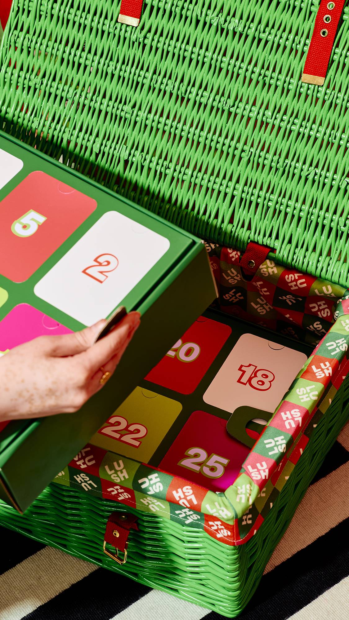 Lush Presale Product: Lush Advent Calendar - Image 5