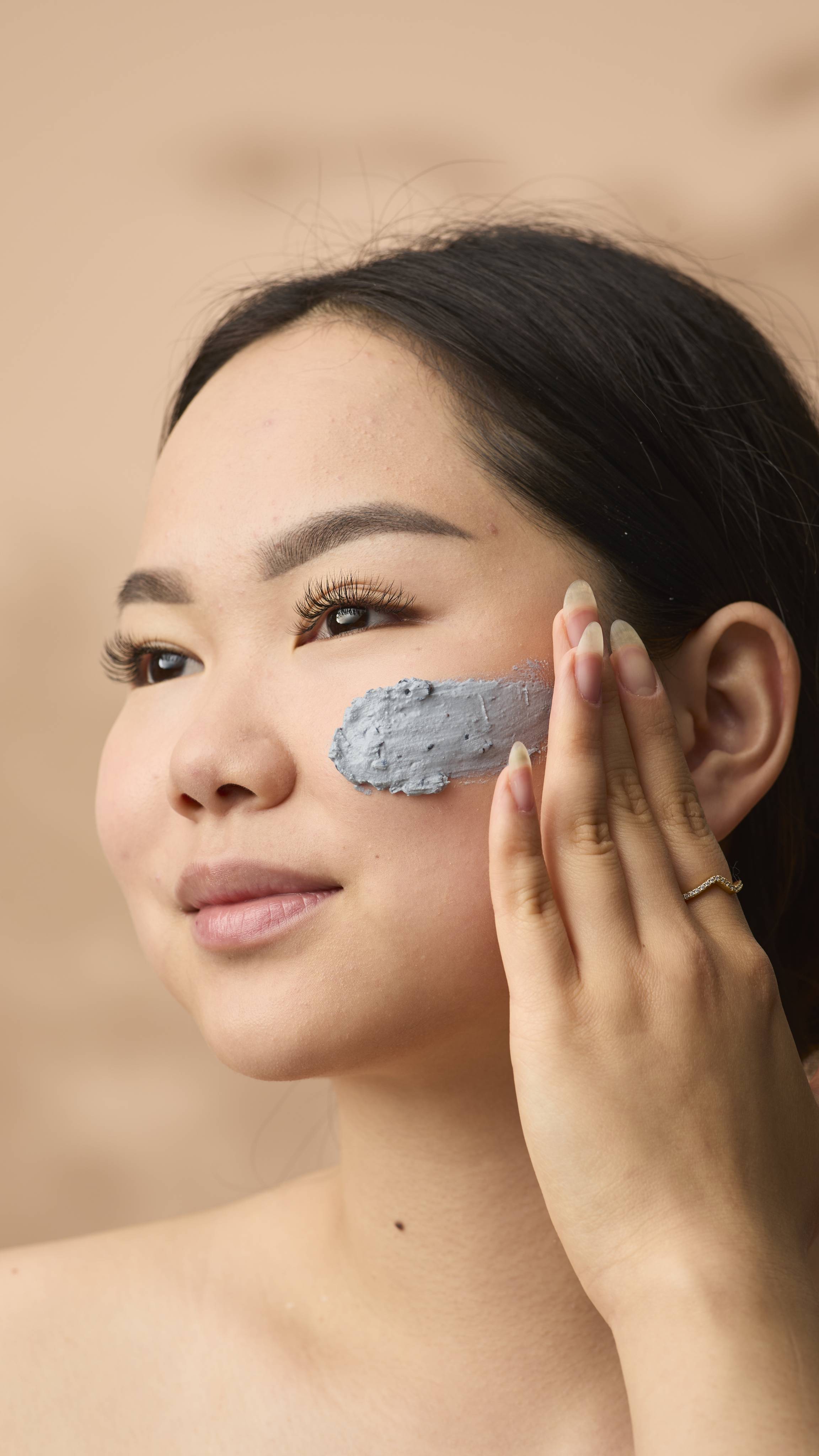 Lush Catastrophe Cosmetic — Mask - Image 3