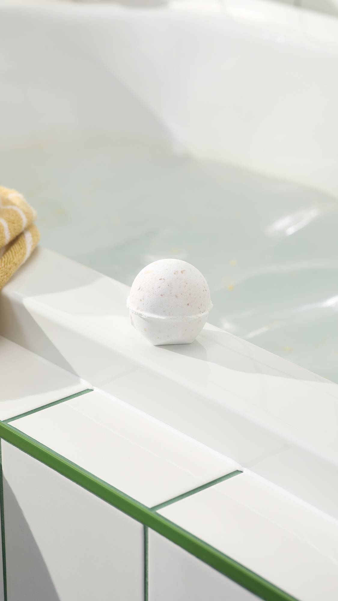 Lush Butterball — Bomb - Image 3