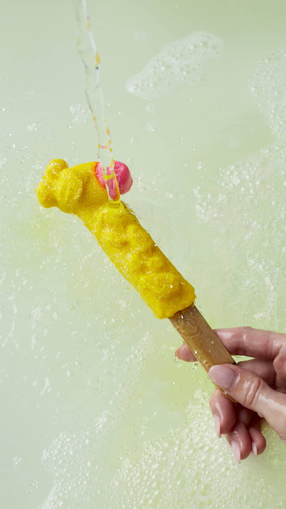 Lush Elsie The Giraffe — Wand - Image 3