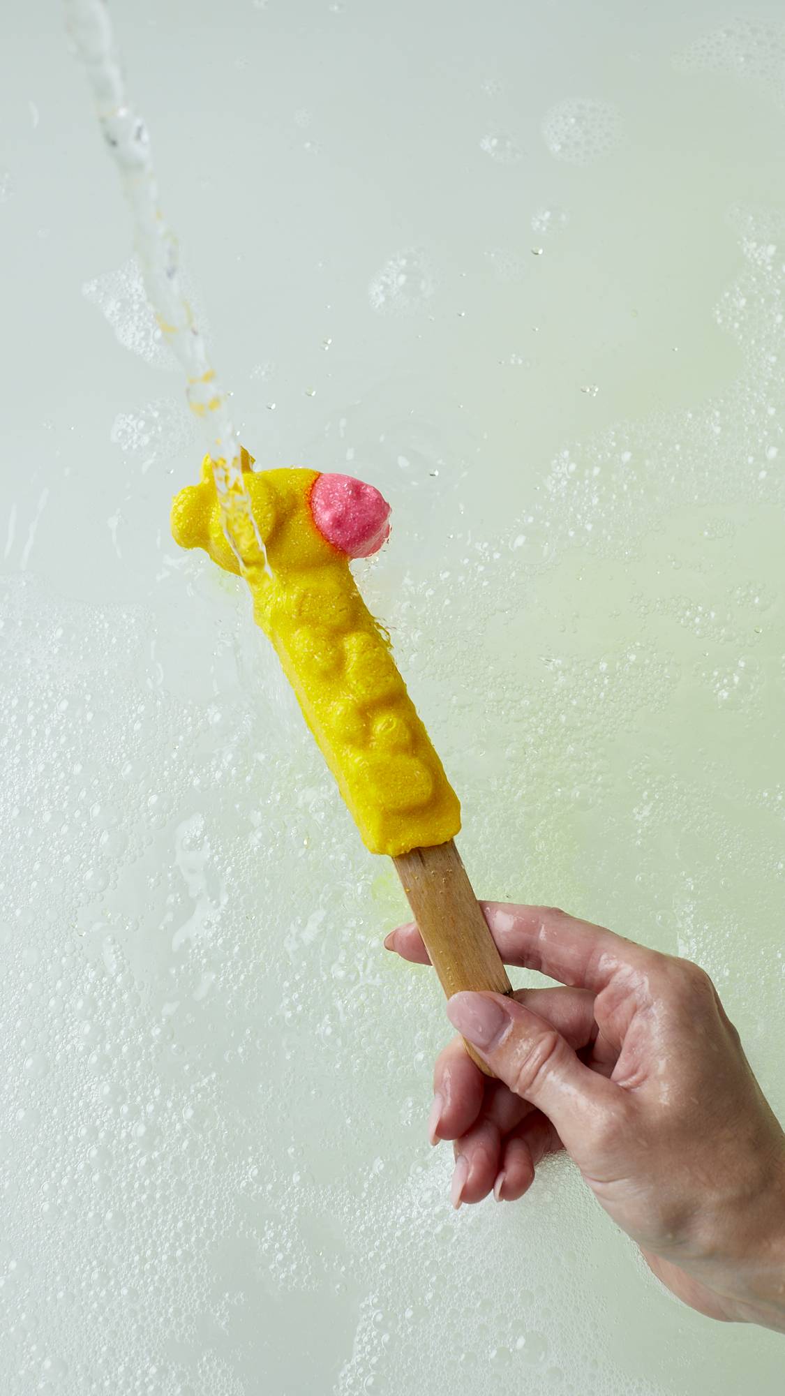 Lush Elsie The Giraffe — Wand - Image 2