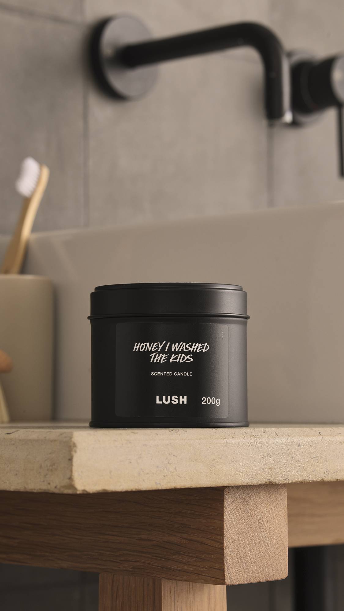 Lush Honey I Washed The Kids — Candle - Image 2