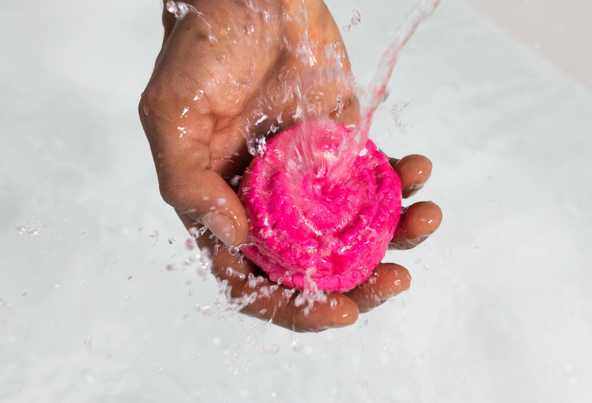 Lush Rose Jam Bubbleroon - Image 2